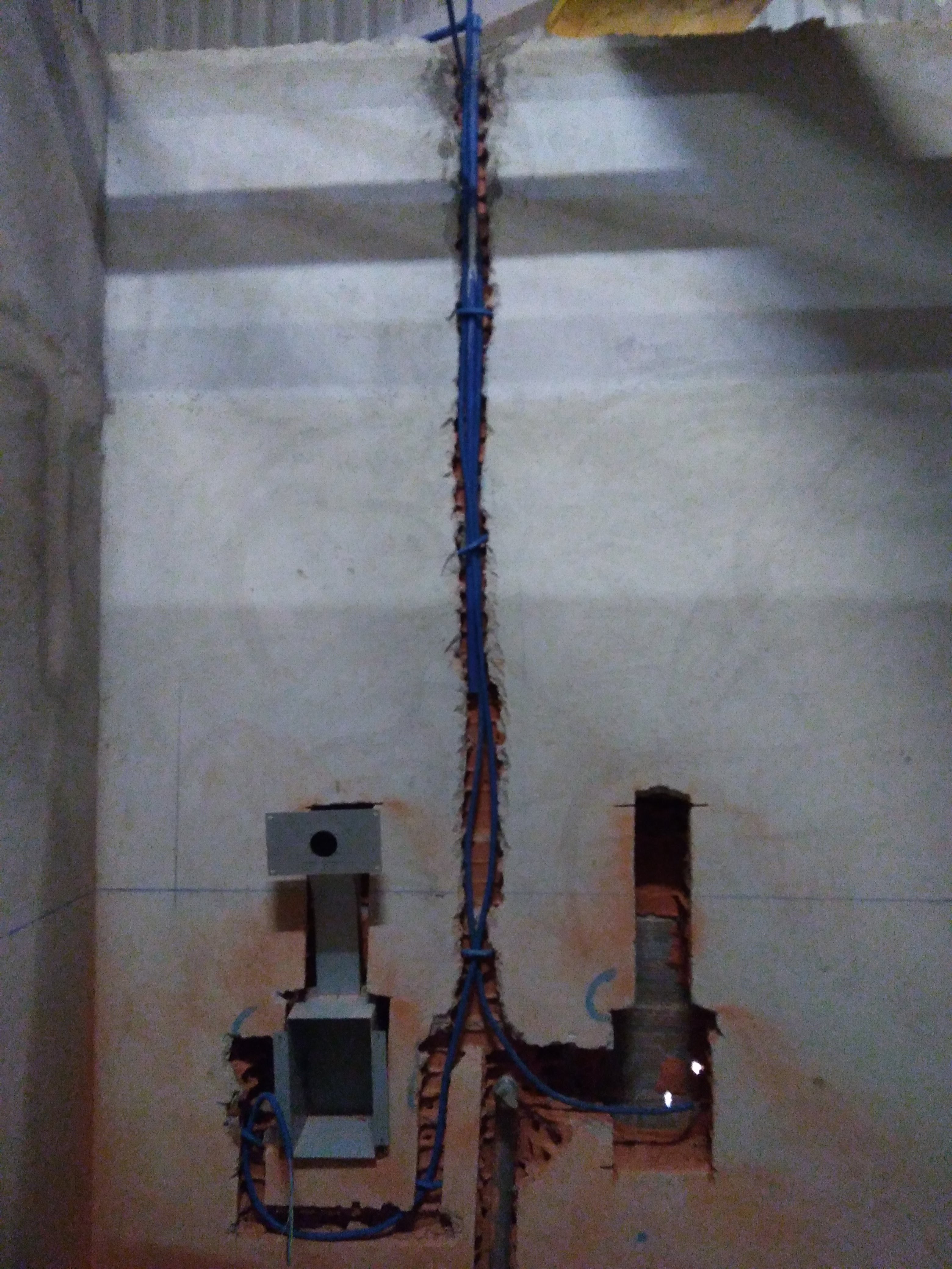 Obra de WC para Deficientes